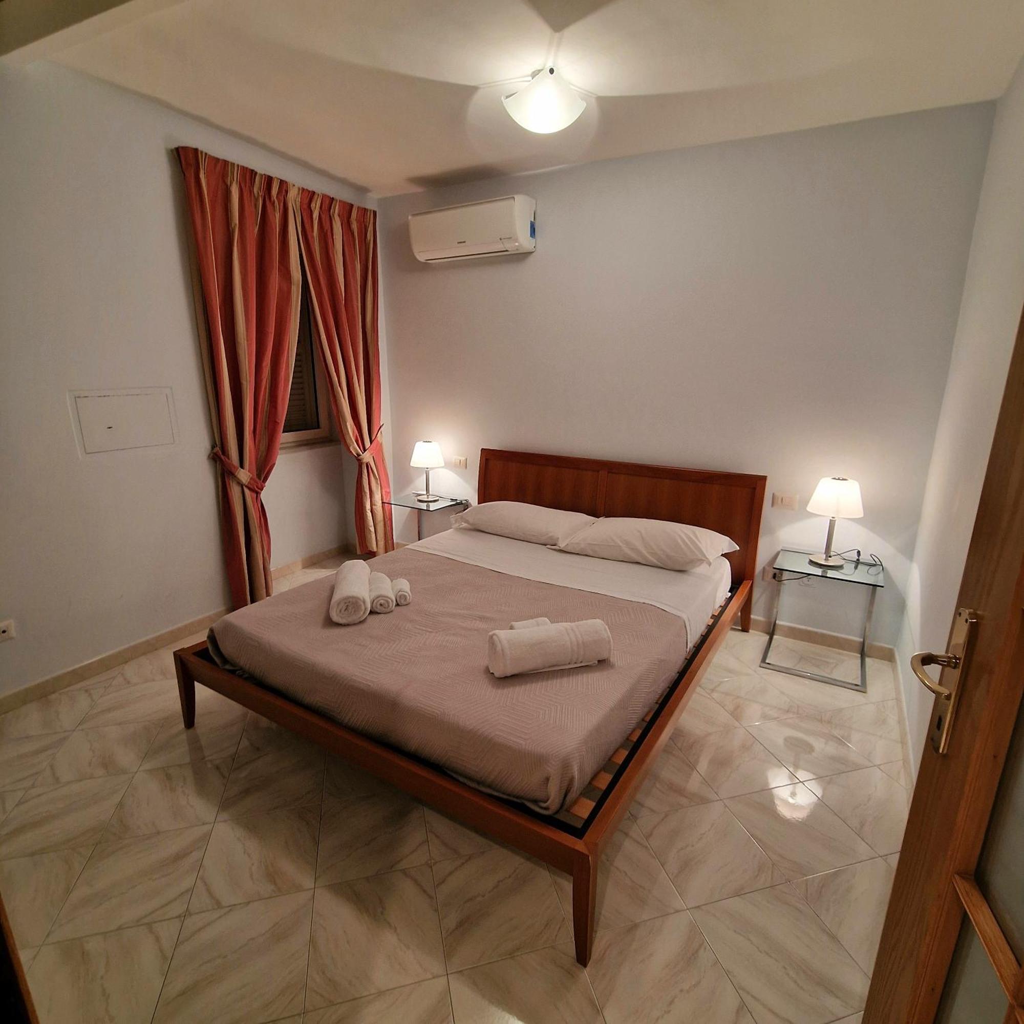 Casa Di Gabri Apartment Naples Luaran gambar